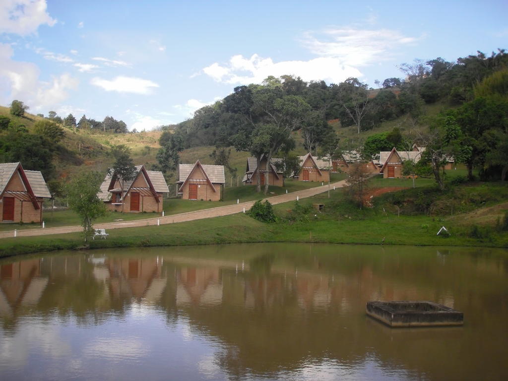 Pousada Villa Di Carpi Монти-Сиан Экстерьер фото
